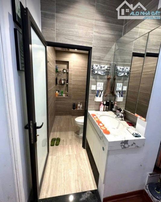 NHÀ ĐẸP 5 TẦNG, ĐƯỜNG Ô TÔ SẠCH SẼ, HOÀNG QUỐC VIỆT, CẦU GIẤY - 2