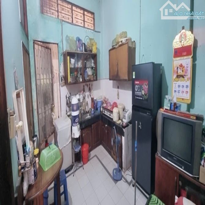 MẶT TIỀN BÀNH VĂN TRÂN - NGANG KHỦNG 6.6M - 3 TẦNG 6PN - GẦN CHỢ NGHĨA PHÁT - GIÁ 16.X TỶ - 2
