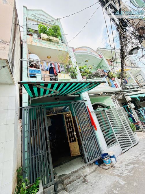 Q8)NHÀ BÁN BÌNH ĐÔNG -ĐÚC BTCT-SỔ NỞ HẬU-NHĨNH 3 TỶ - 2