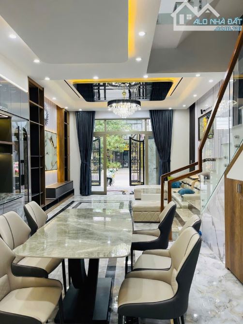 ⭐️ CHÍNH CHỦ BÁN NHÀ MỚI 3 TẦNG 75M2 MẶT ĐƯỜNG VŨ QUỲNH FULL NỘI THẤT - CÁCH BIỂN 100M - 2