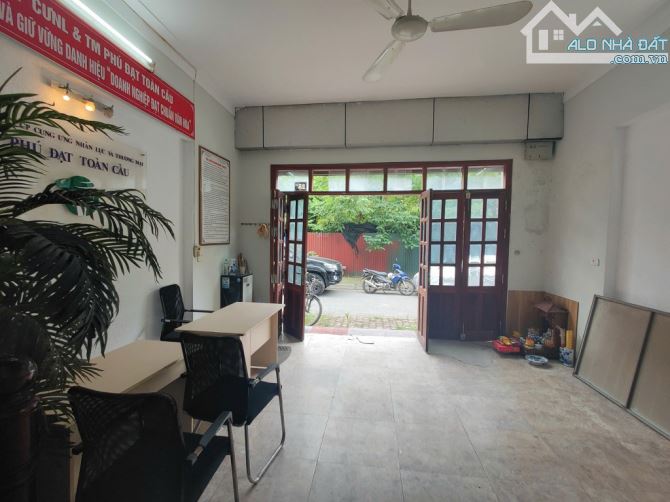 Cho thuê Liền kề Simco Vạn Phúc 75m x 5 tầng cực rẻ chỉ 15tr - 2