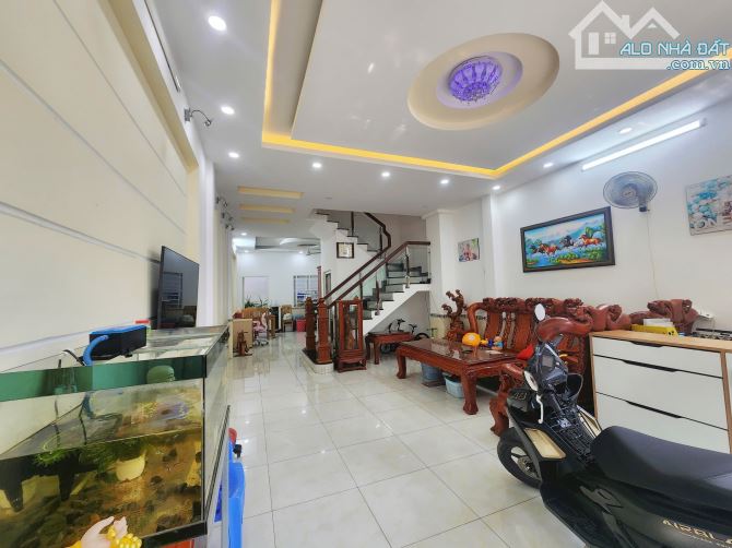3.95 Ty- Nhà Mới Đẹp 2 Tầng + 1 ( 5 X 16 ), Đường Thông, Xe Hơi, Thuận Giao, Thuận An, BD - 2