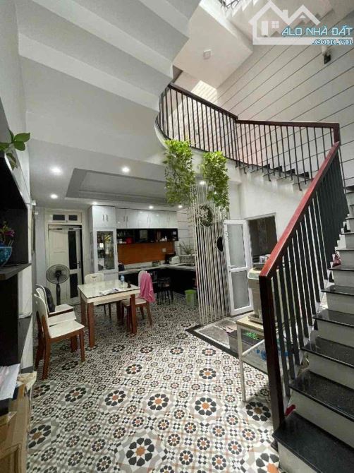 🏡BÁN NHÀ MẶT TIỀN LÝ TRIỆN- 3 TẦNG- 105M2- TT THANH KHÊ- CHỈ 8 TỶ X - 1