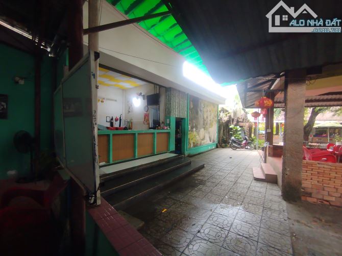 Bán đất 2 mặt tiền đường Nguyễn An Ninh Kp2 Thị Trấn Tân Biên dt 53x40m thổ 200m2 - 2