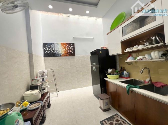 Bán nhà hẻm xe hơi đường 6 Linh Tây,Thủ Đức.6,5 tỷ/89m2 - 2