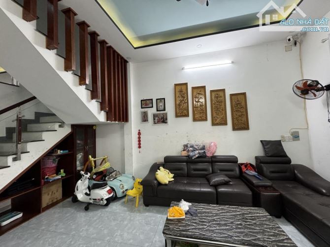 Trung tâm TT Hóc Môn, DT 9x18m (160m2). Gần Ngã Tư giao Tô Ký và Quang Trung. Sổ hoàn côn. - 2