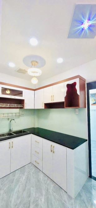 Tặng full nội thất cao cấp, nhà đẹp Bình Đông, 40m2 xây kiên cố, SHR, nhỉnh: 3 t.ỷ - 2