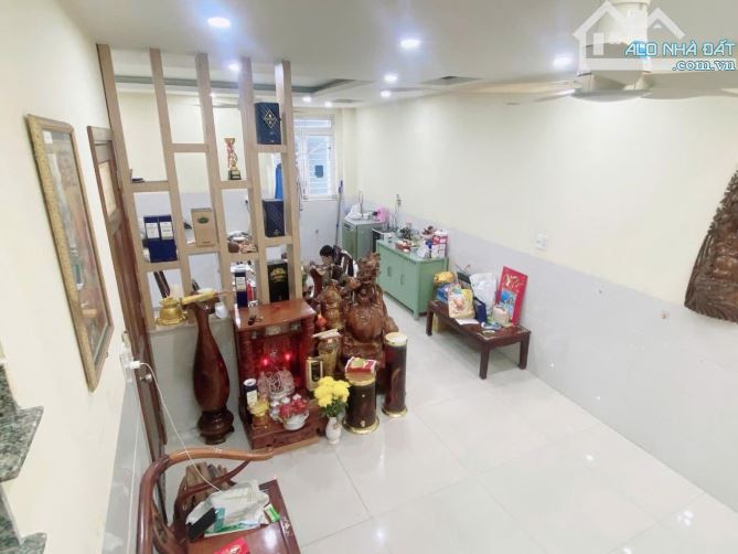 Bán nhà 2 tầng đường ô tô, ngay Linh Trung, Hoàng Diệu 2, Thủ Đức, nhĩnh 2 tỷ - 2