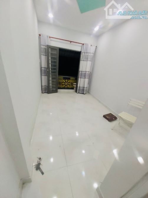 HÀNG LÊN TRONG ĐÊM -CHDV CÁCH HXH 10M - NGAY MẶT ĐƯỜNG HOÀNG HOA THÁM -  CHỈ 5.5 TỶ CÒN TL - 2