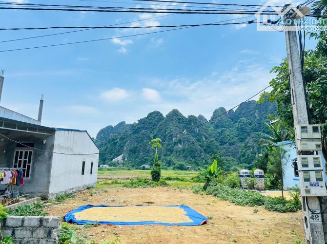 CHỈ 1,x TỶ SỞ HỮU NGAY LÔ ĐẤT DT 300m2 VIEW CÁNH ĐỒNG NÚI ĐÁ TRIỆU ĐÔ, SÁT QH VĐ5 - 2
