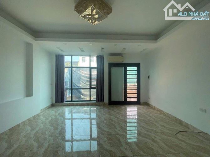 PHÂN LÔ 6 TẦNG Ô TÔ, NGHĨA TÂN, TÔ HIỆU, CẦU GIẤY, HƠN 10 TỶ - 3