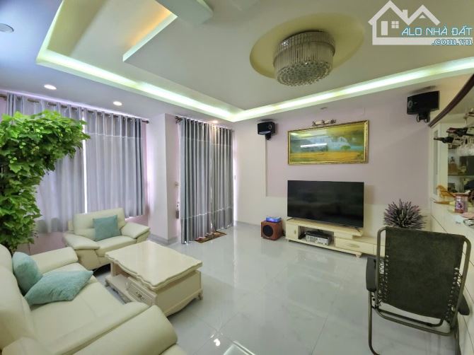 Bán Nhà Đẹp, Mặt Tiền Đường 105, 240m2, Ngang 10m, 4 Tầng, Chỉ 24 Tỷ, P.7, Quận 8 - 3