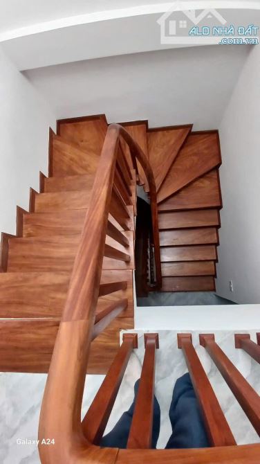 Bán nhà siêu hiếm Liên Mạc  36m2, 5 tầng 2 thoáng ôtô tải đỗ cổng, full nội thất - 3