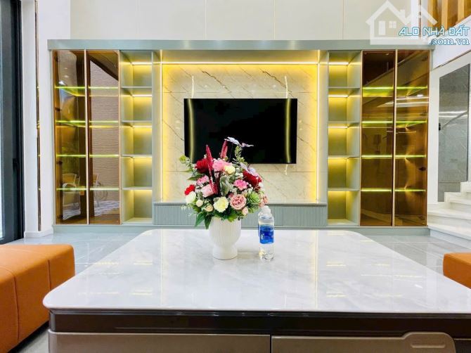 4❌20m, GẤP BÁN NHÀ 7 TẦNG, ĐƯỜNG 12M THÔNG, CÂY TRÂM, P11 GV, NHỈNH 13 TỶ - 3