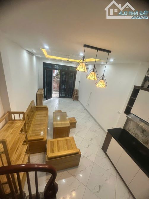 Bán nhà 4,5 tầng 3 ngủ,1 thờ, sân phơi, ngõ ô tô giá hơn 3 tỷ p.Biên Giang - Hà Đông - 3