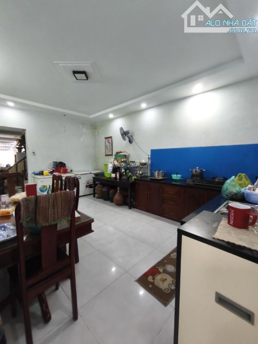 Nhà 3 tầng hẻm 5m thông đường TÂN CHÁNH HIỆP 36, Q12 - Dt 90m2 (4.5 x 20), giáp Gò Vấp. - 3