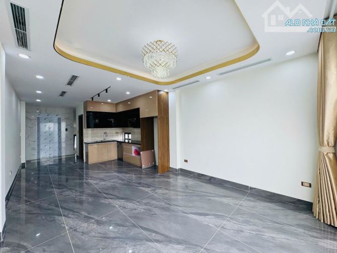BÁN NHÀ NGỌC LÂM 23 tỷ 55m NGÕ Ô TÔ ĐỖ CỬA,KINH DOANH,LONG BIÊN - 3