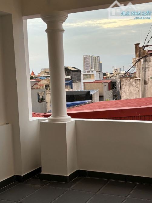 Bán nhà 4 tàng tại Chợ Hàng, Dư Hàng Kênh , Lê Chân  Giá 4ty5 - 3