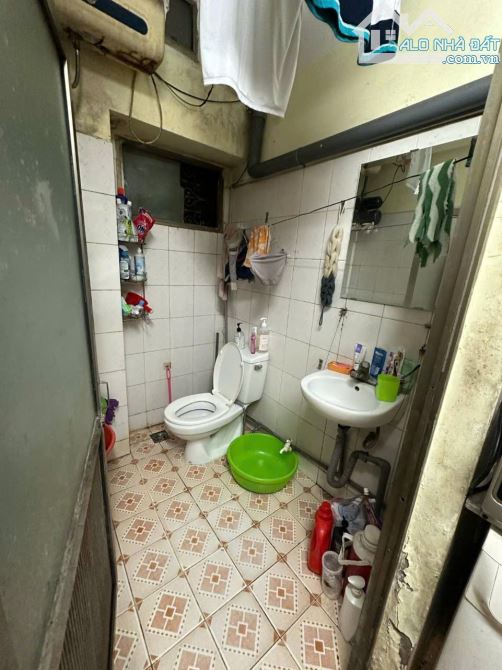 CĂN TẬP THỂ TẦNG 1 – ĐẠI HỌC THƯƠNG MẠI – MAI DỊCH – 2 PHÒNG NGỦ – KINH DOANH – GIÁ 1.6TỶ - 3
