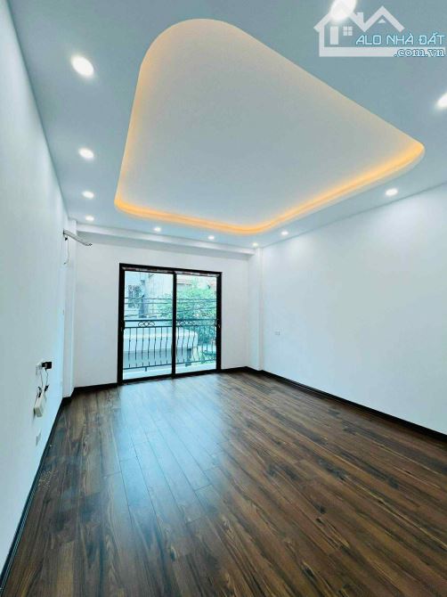 Ô TÔ TRÁNH, VỈA HÈ, GẦN HOÀN KIẾM, 6 TẦNG THANG MÁY, GẦN 40M2 , LOANH QUANH 10 TỶ - 3