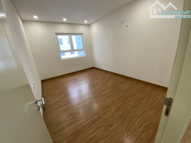 Cho thuê chung cư 34T Hoàng Đạo Thúy 135m2, 2 ngủ, 2 wc giá 15tr/th - 3