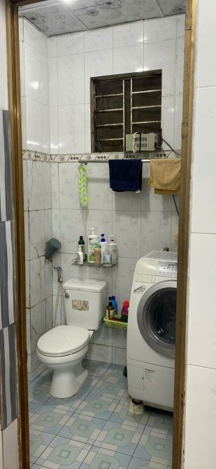 Chính chủ bán căn hộ chung cư Khúc Thừa Dụ 43m2 tầng 3 - 3