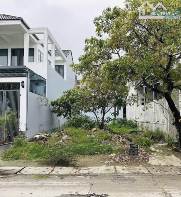 Bán đất mặt tiền Nguyễn Lộ Trạch, Xuân Phú, TP Huế - 3