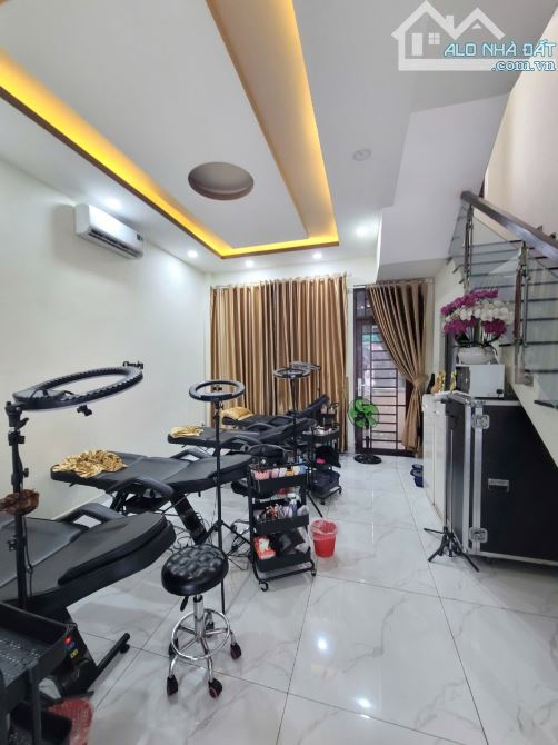 8Tỷ TL🔥Bán nhà 1 trệt 3 lầu Hoàn Công, Mặt Tiền đường ĐT743A, p.Bình An, Tp.Dĩ An - 3