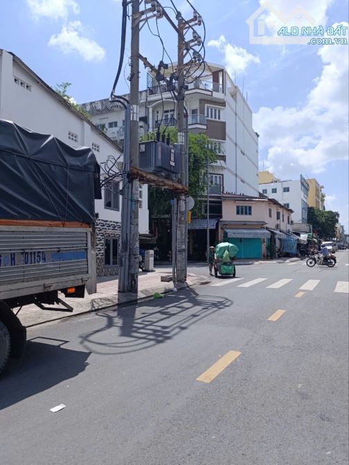 NHÀ BÁN MẶT TIỀN CHU VĂN AN DT(4X12) GIÁ 15 TỶ - 3