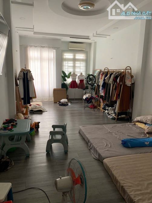 💥SIÊU PHẨM VƯỜN LÀI - TÂN PHÚ - HẺM 6M THÔNG- DT 77m2 (4x19) - GIÁ 8.8 TỶ TL - 3
