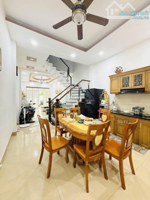 KHU PHÂN LÔ VIP GIÁP TÂN PHÚ - SÁT MẶT TIỀN - 4 x 15 - 4 TẦNG - CHỈ HƠN 6 TỶ. - 3