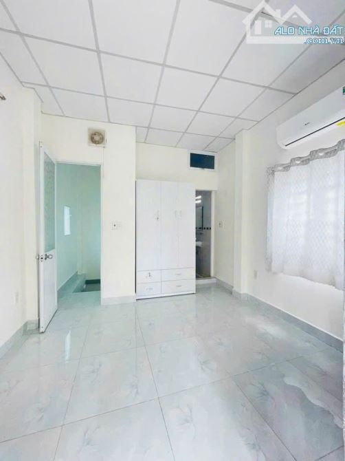 BÁN NHÀ ÂU CƠ PHƯỜNG 10 QUẬN TÂN BÌNH - 3 TẦNG 3.5MX10M HẺM XE HƠI - 3TỶ2 - 3