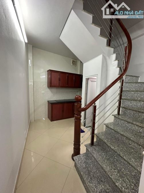 Ở NGAY KHÔNG LO VỀ GIÁ - NHÀ RẺ NHẤT KHU ĐÔ THỊ NAM CƯỜNG. 50m Ô TÔ ĐỖ - 3
