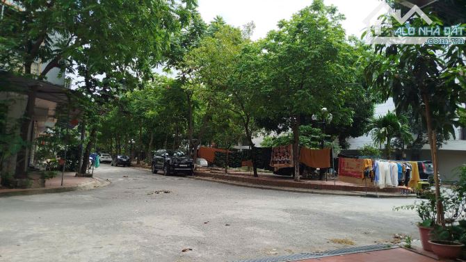 Bán đất TĐC Tu Hoàng đối diện vườn hoa:DT 43m2*ô tô tránh* giá đầu tư. - 3