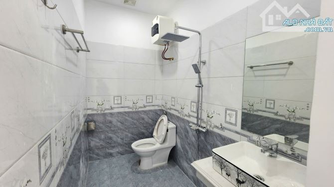 Nhà 3 tầng ngay trung tâm Hồng Thái, An Dương, HP sân rộng để ô tô - 3