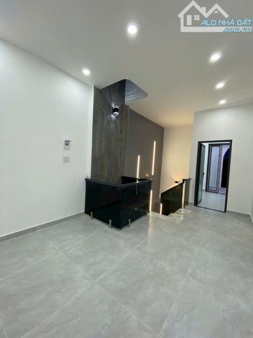 NHÀ MẶT TIỀN 110M2 THUẬN TIỆN KINH DOANH MỌI NGÀNH NGHỀ - 4