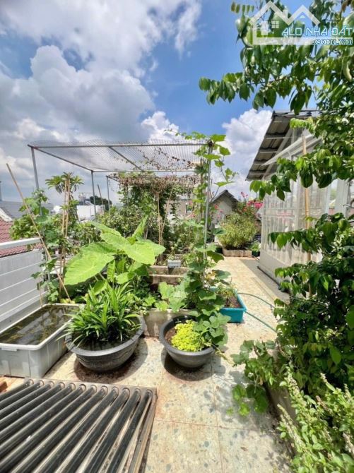 Bán nhà 1 Trệt 1 Lầu và Sân Thượng, SHR đường nhựa 10m thông tứ tung,gần Bcons - 4
