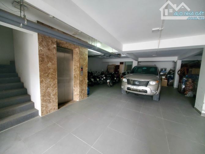 Giảm 10 tỷ còn 95 tỷ bán toà nhà khan hiếm MT Lương Định Của Q.2 - 10x20m Hầm 4 tầng . - 4