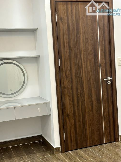 Bán nhà 4 tàng tại Chợ Hàng, Dư Hàng Kênh , Lê Chân  Giá 4ty5 - 4
