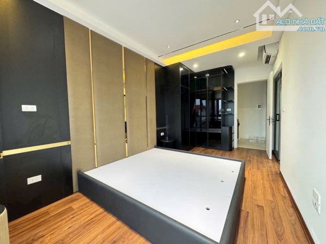 Bán nhà Thượng Thanh, 32m2, 5 tầng, 6 tỷ, ngõ thông thoáng, ô tô đỗ cửa. - 4