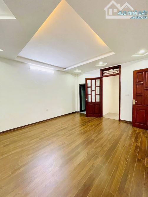 Phân Lô, Cán Bộ Giáo Viên ĐH Quốc Gia - TRẦN QUỐC HOÀN 37m2, 2 Thoáng Ở & Văn Phòng - 4