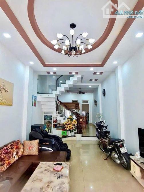 KHU PHÂN LÔ VIP GIÁP TÂN PHÚ - SÁT MẶT TIỀN - 4 x 15 - 4 TẦNG - CHỈ HƠN 6 TỶ. - 4