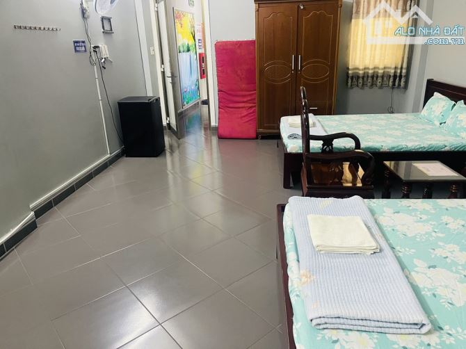 Khách Sạn 6 Tầng Thang Máy Giá 10,5Tỷ 180m2 MT Đặng Thúc Vịnh - 4