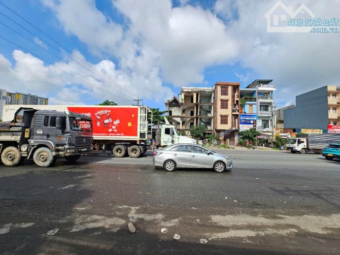 Đất mặt tiền ngay cổng kcn Sóng Thần, phường An Bình, TP Dĩ An. 15 tỷ - 4