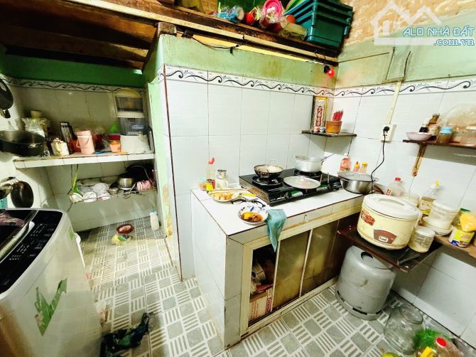 (Q8)NHÀ BÁN NGUYỄN DUY -NGANG KHỦNG -SỔ NỞ HẬU -NHĨNH 2 TỶ - 4