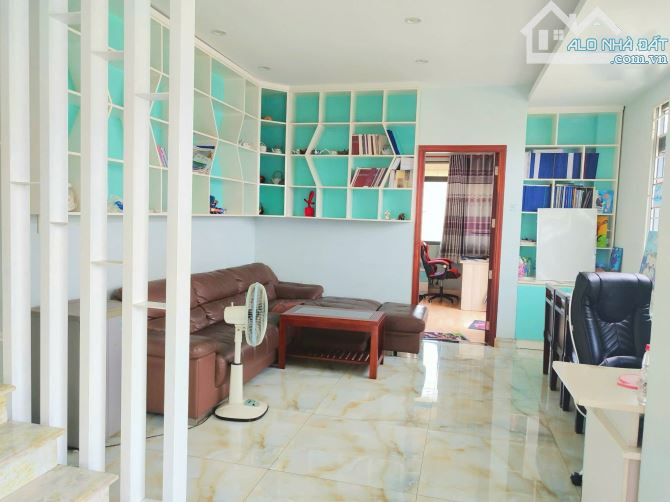 Bán gấp Biệt Thự 8x24m ngay Global City 4 tầng chỉ 27.9 tỷ thương lượng tin thật 100% - 4