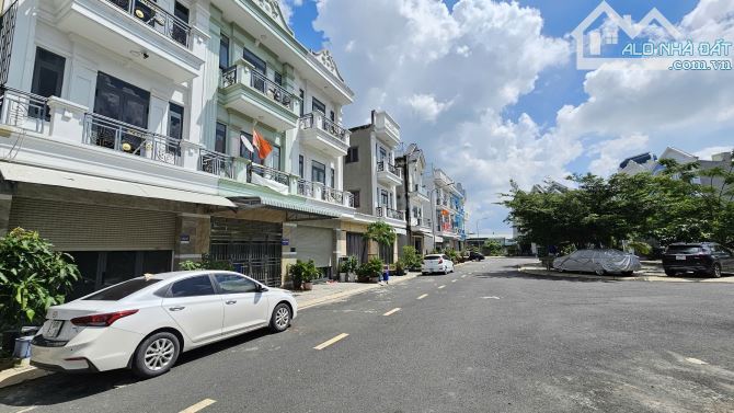 Bán nhà 1T2L 4.5x15m hoàn công, đường D3 KDC An Phú 1 p.An Phú, đang thuê 8tr/th - 4