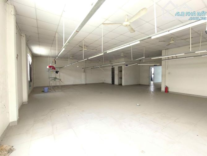 Nhà Xưởng Ngang Khủng 14m - 430m2 - 2 Tầng Gần Dương Công Khi - Tân Hiệp - Hóc Môn - 19 Tỷ - 4