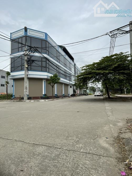 BÁN ĐÂT DỊCH VỤ CEO SAI SƠN DT 158M2, MẶT TIỀN 8,4M, GIÁ CHỈ NHỈNH 12 TỶ - 4