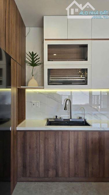 Bán căn nhà 3 tầng thiết kế hiện đại, đầy đủ công năng Kiệt 69 Lê Ngô Cát (Nay là Sử Hy Nh - 5